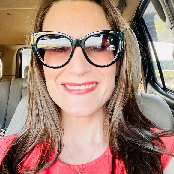 Meet your Posher, Carmen - Picture 12 of 16